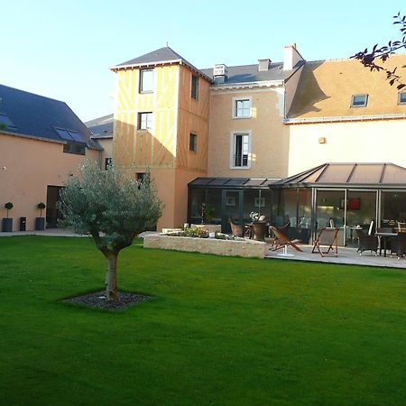Hotel Le Saint Aubin Chevillé Εξωτερικό φωτογραφία