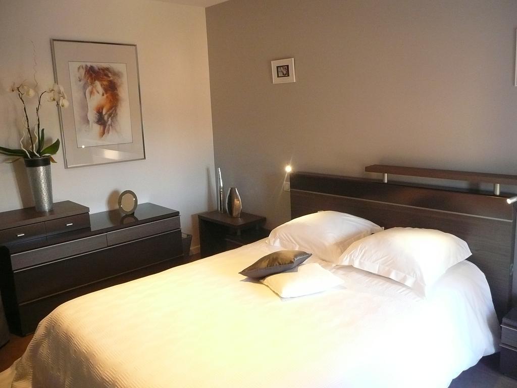Hotel Le Saint Aubin Chevillé Εξωτερικό φωτογραφία